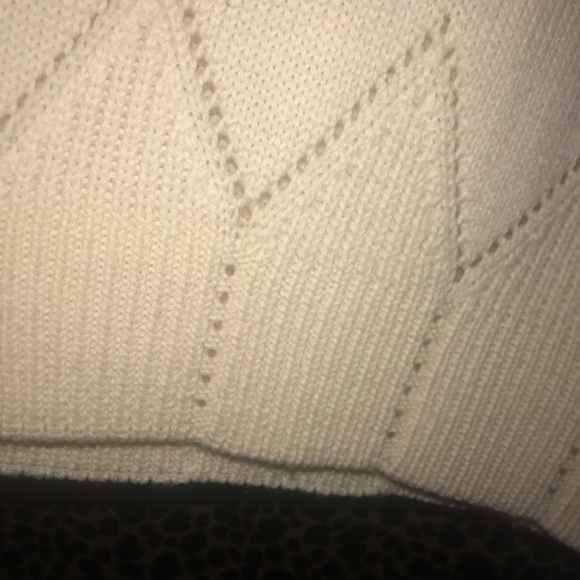 BEAUTIFUL VINTAGE ST MICHAEL EMBROIDERY SWEATER MADE IN HONG KONG - Picture 6 of 10